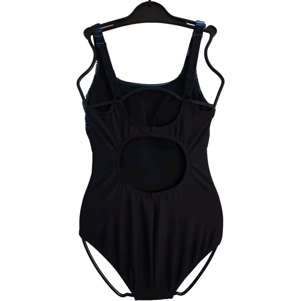 TYR DURAFAST BLUE STRIPED ONE PIECE SWIM BATHING SUIT 10 SWIM POOL BEACH ACTIVE